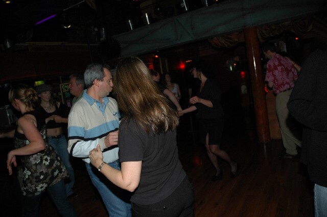 min 2005 12 04 sharkys 135